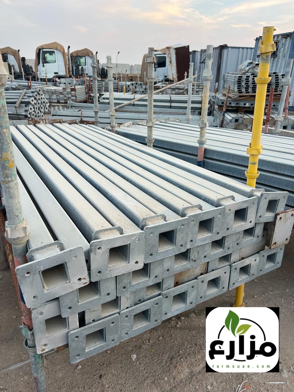 هيكل مجلس زجاج