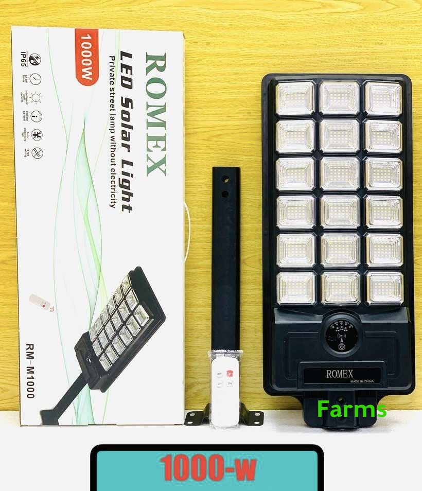 للبيع كشاف طاقة شمسية 1000 واط ب 110 درهم