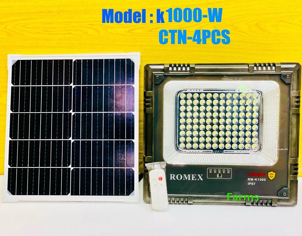 للبيع كشاف طاقه شمسيه 1000 واط جديد