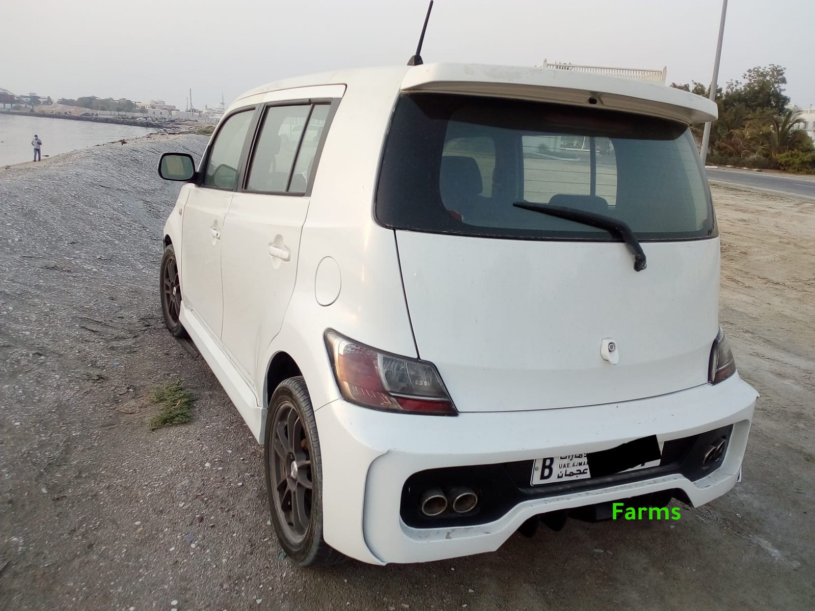 سياره ديهاتسوا صالون