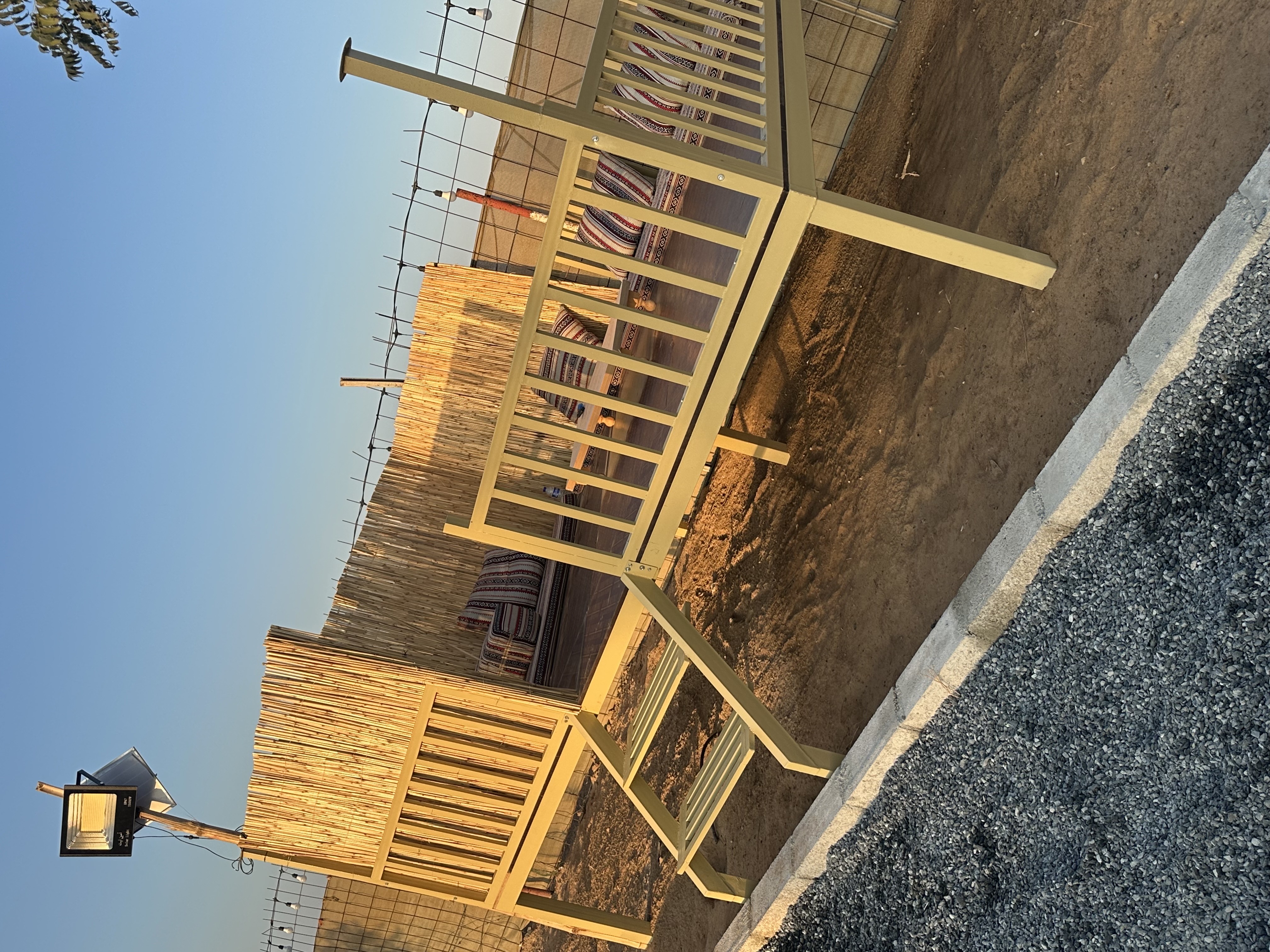 استراحه للإيجار/للعوائل فقط