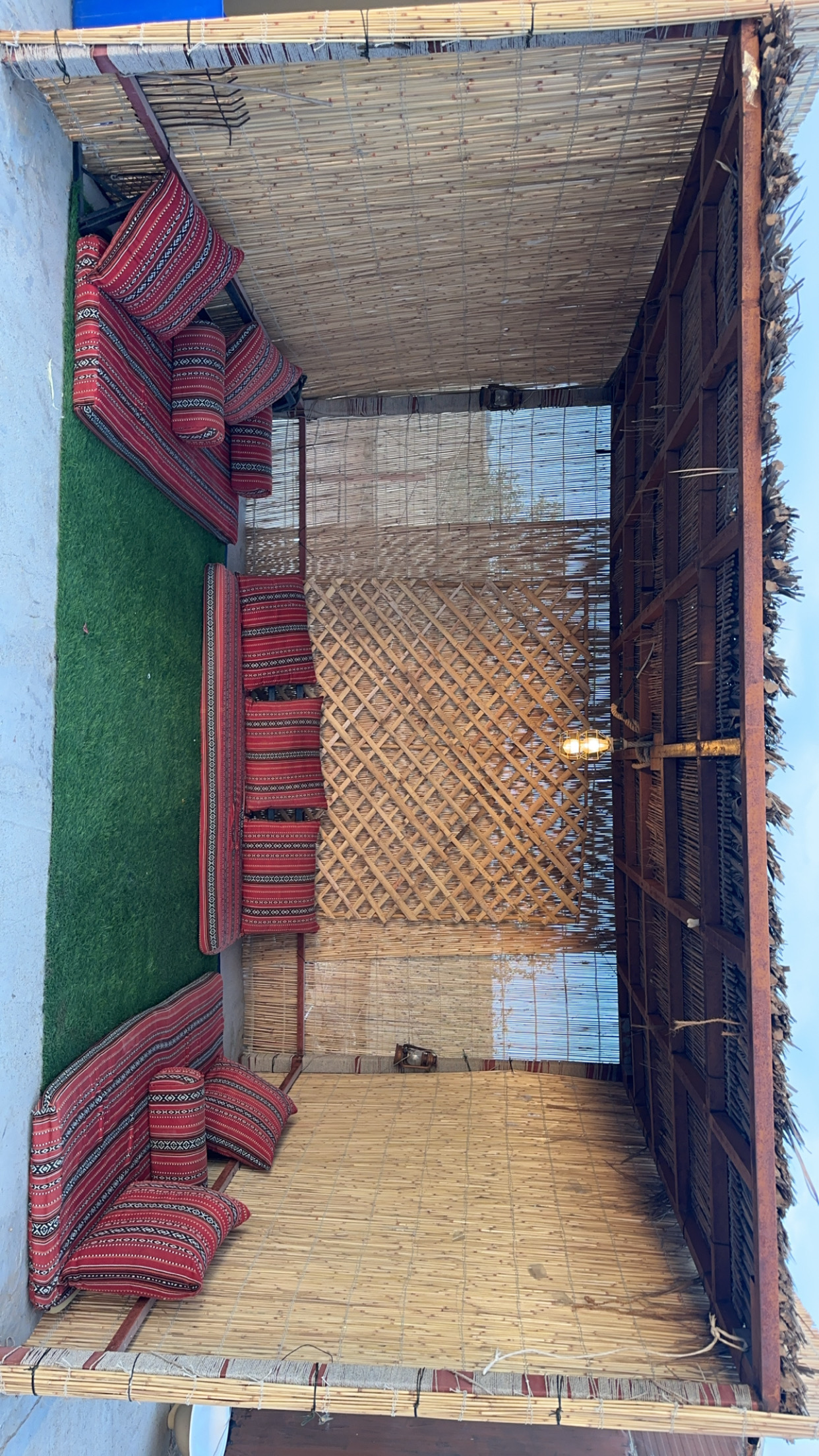 استراحه للإيجار/للعوائل فقط