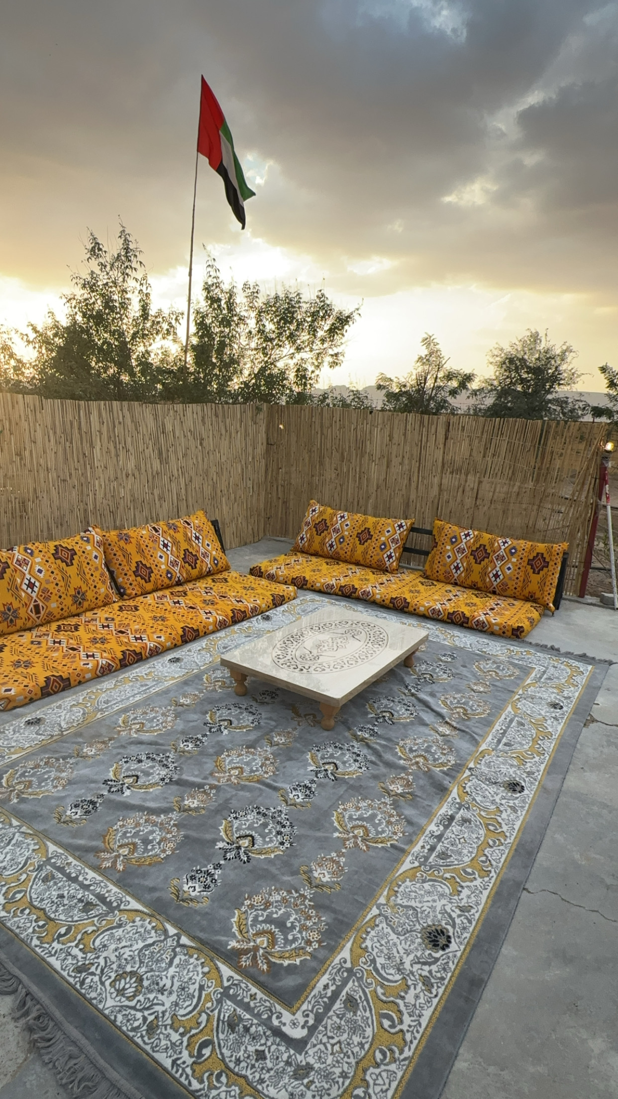 استراحه للإيجار/للعوائل فقط