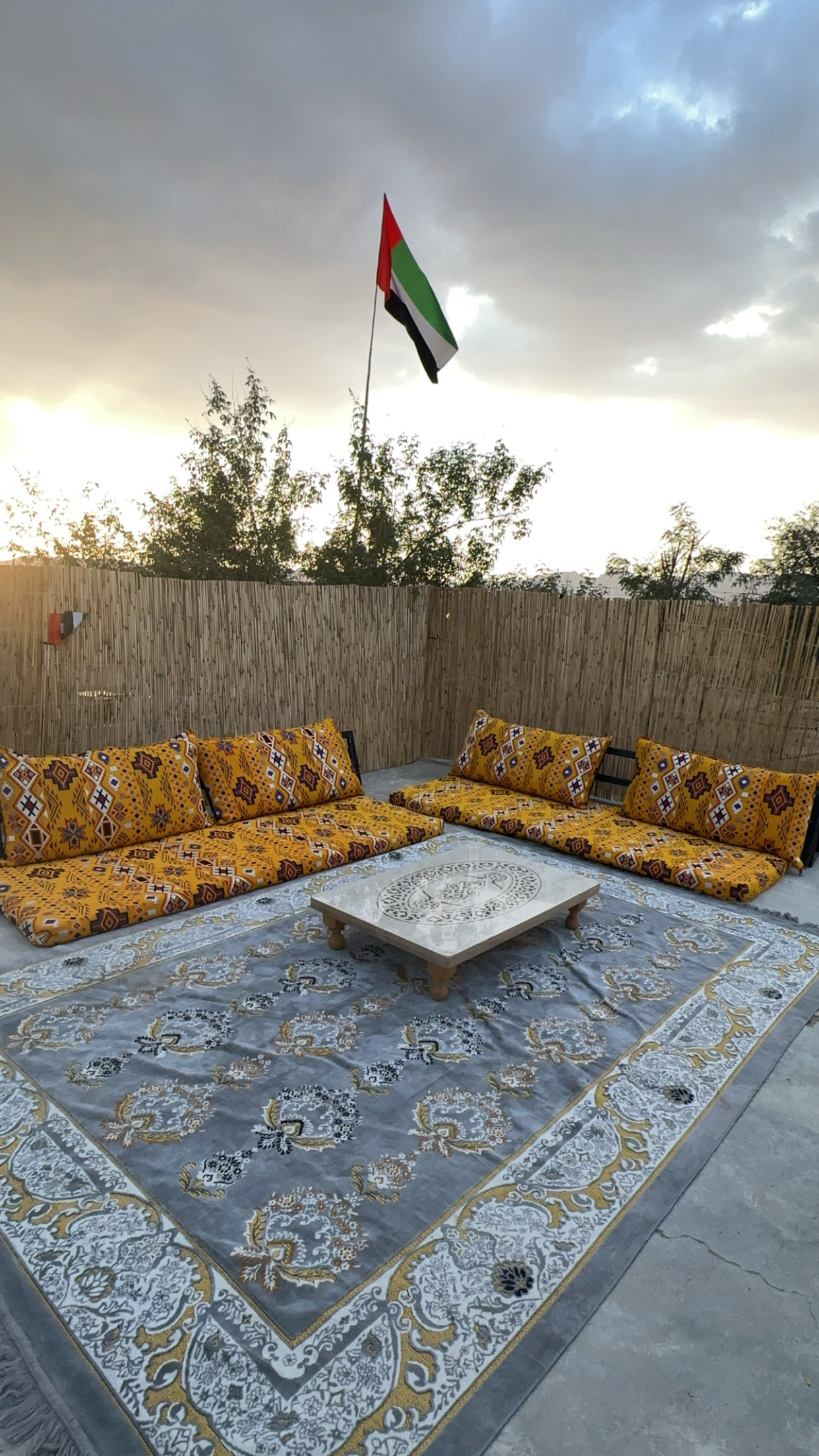 استراحه للإيجار/للعوائل فقط