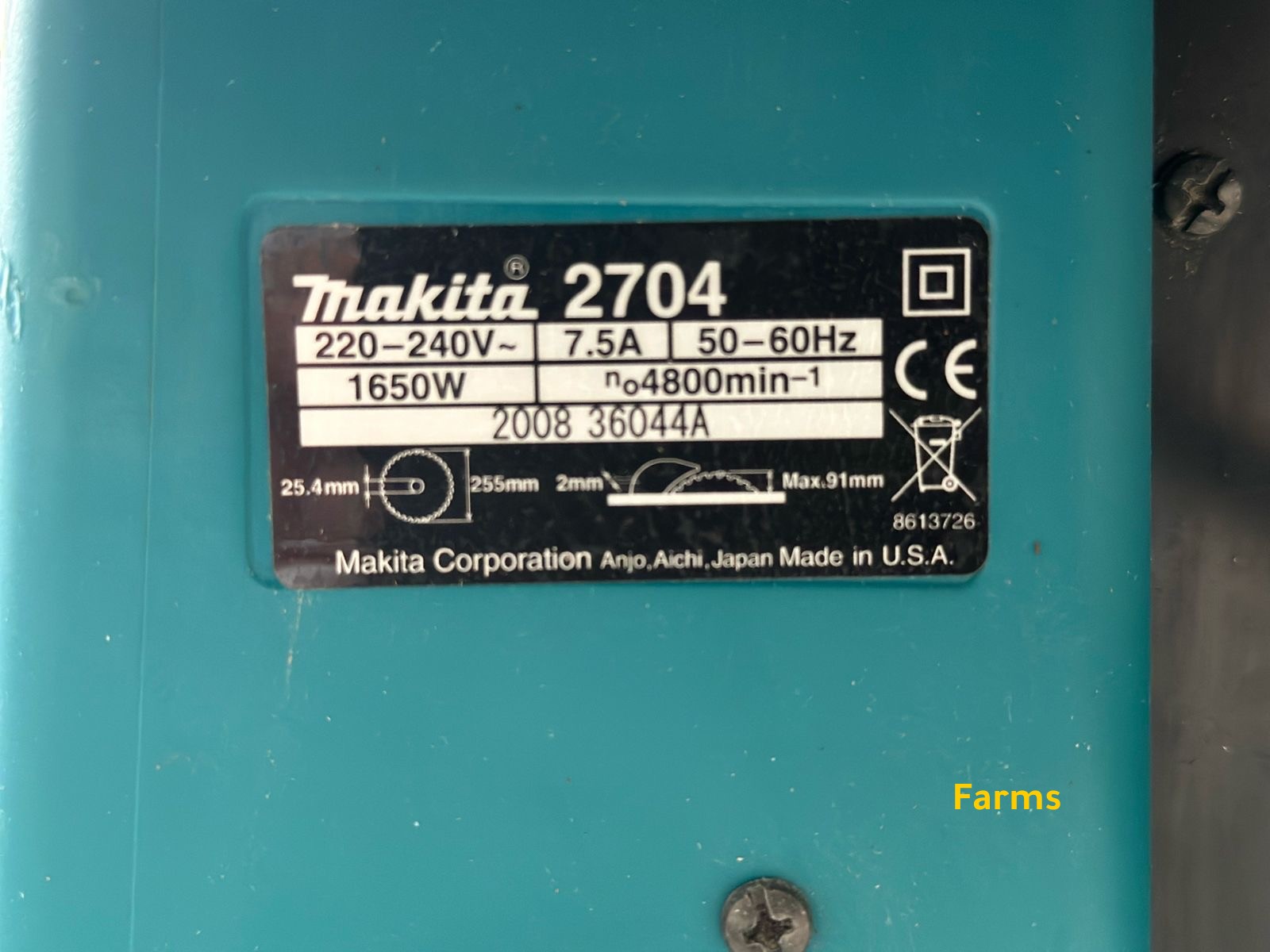 منشار ماكيتا