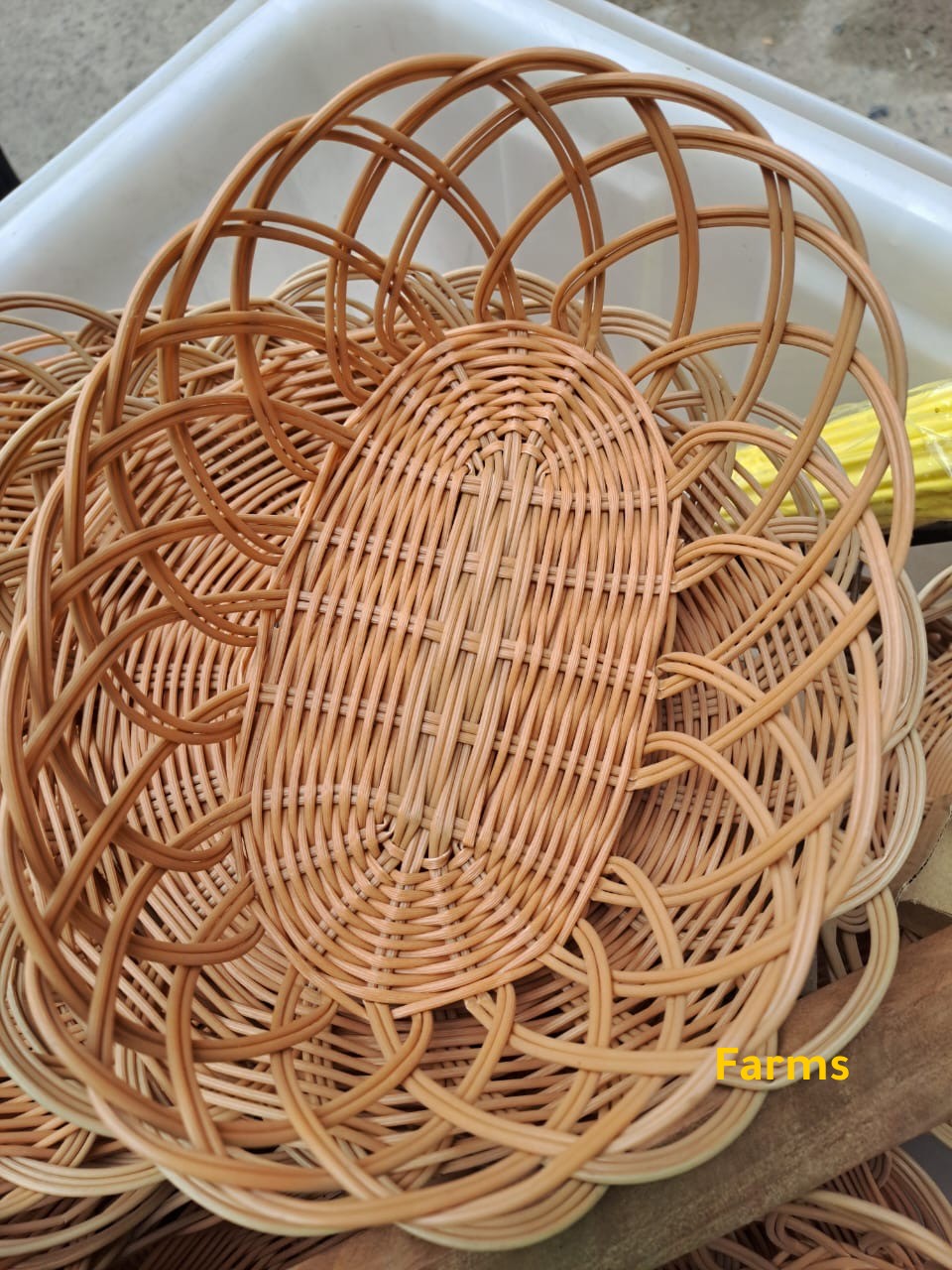 للبيع سلال جديده