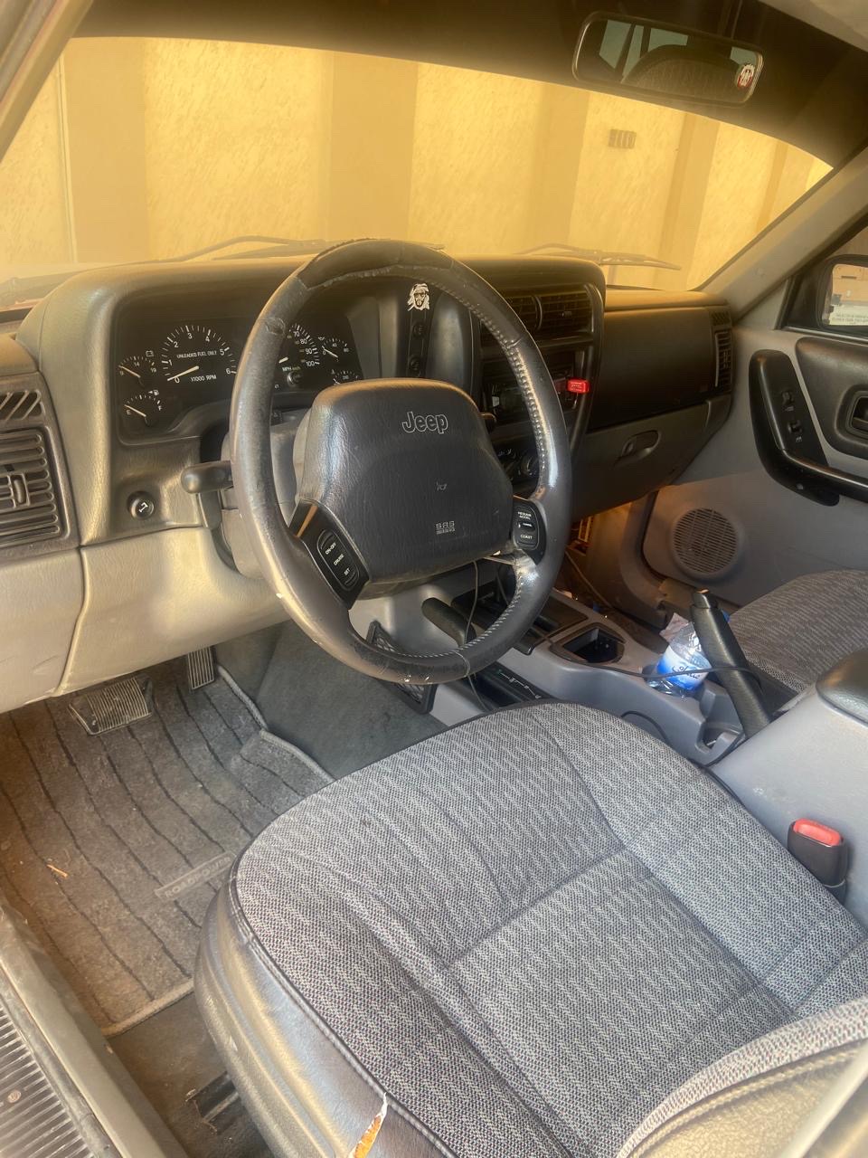 للبيع حيب شيروكي