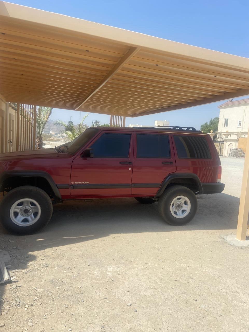 للبيع حيب شيروكي
