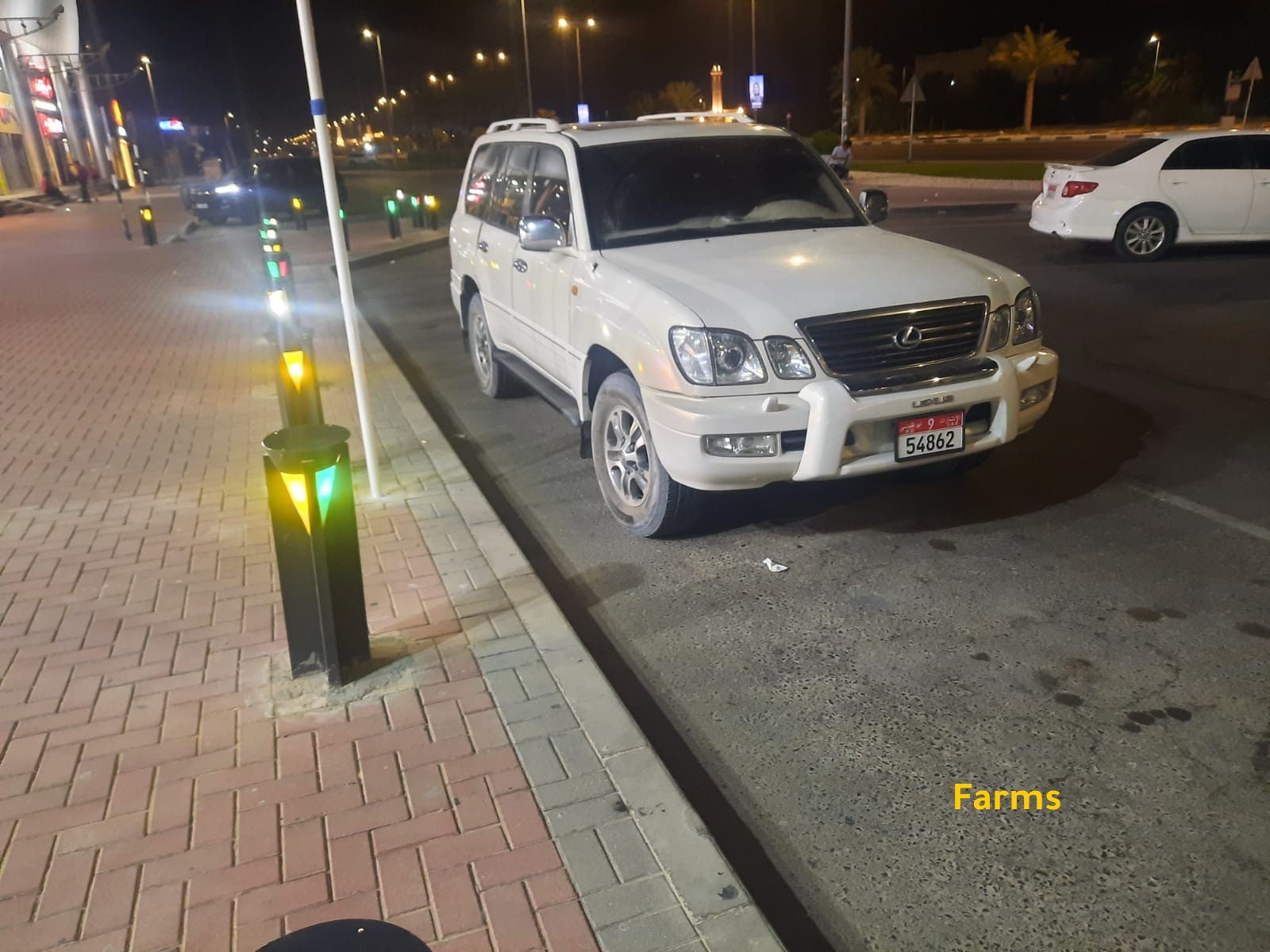 لكزس استيشن 2002