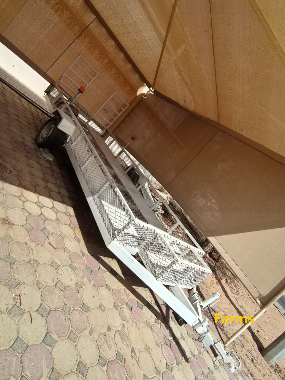 للبيع قالوصه مقطورة مستعمله